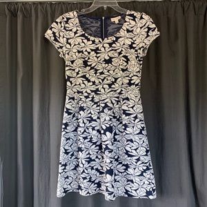 Girls dress! Great for any semi-formal events